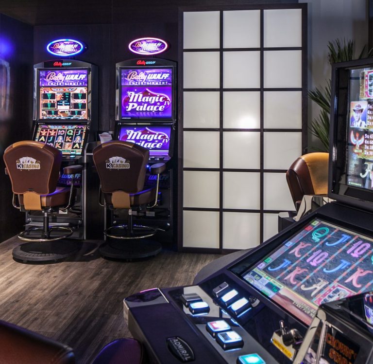K1 Casino von Innen, München, Bayern, Spielhalle, Spielothek