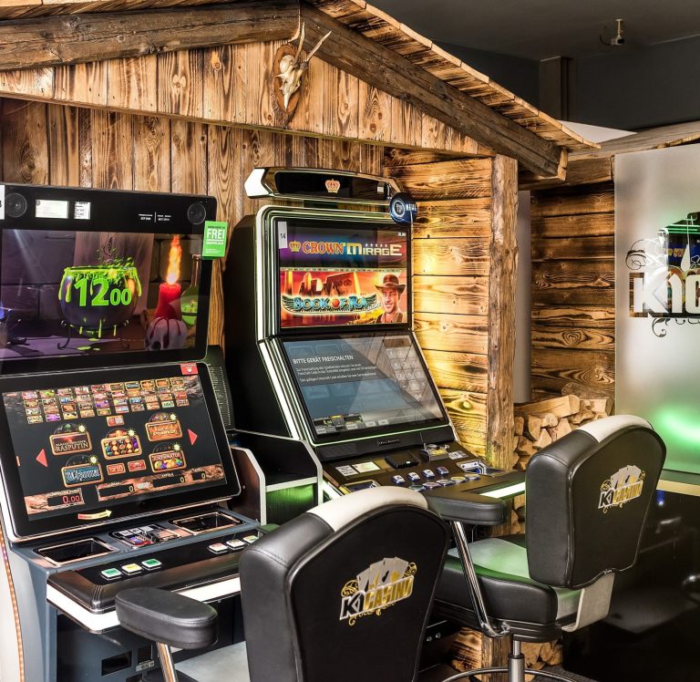 K1 Casino von Innen, München, Bayern, Spielhalle, Spielothek